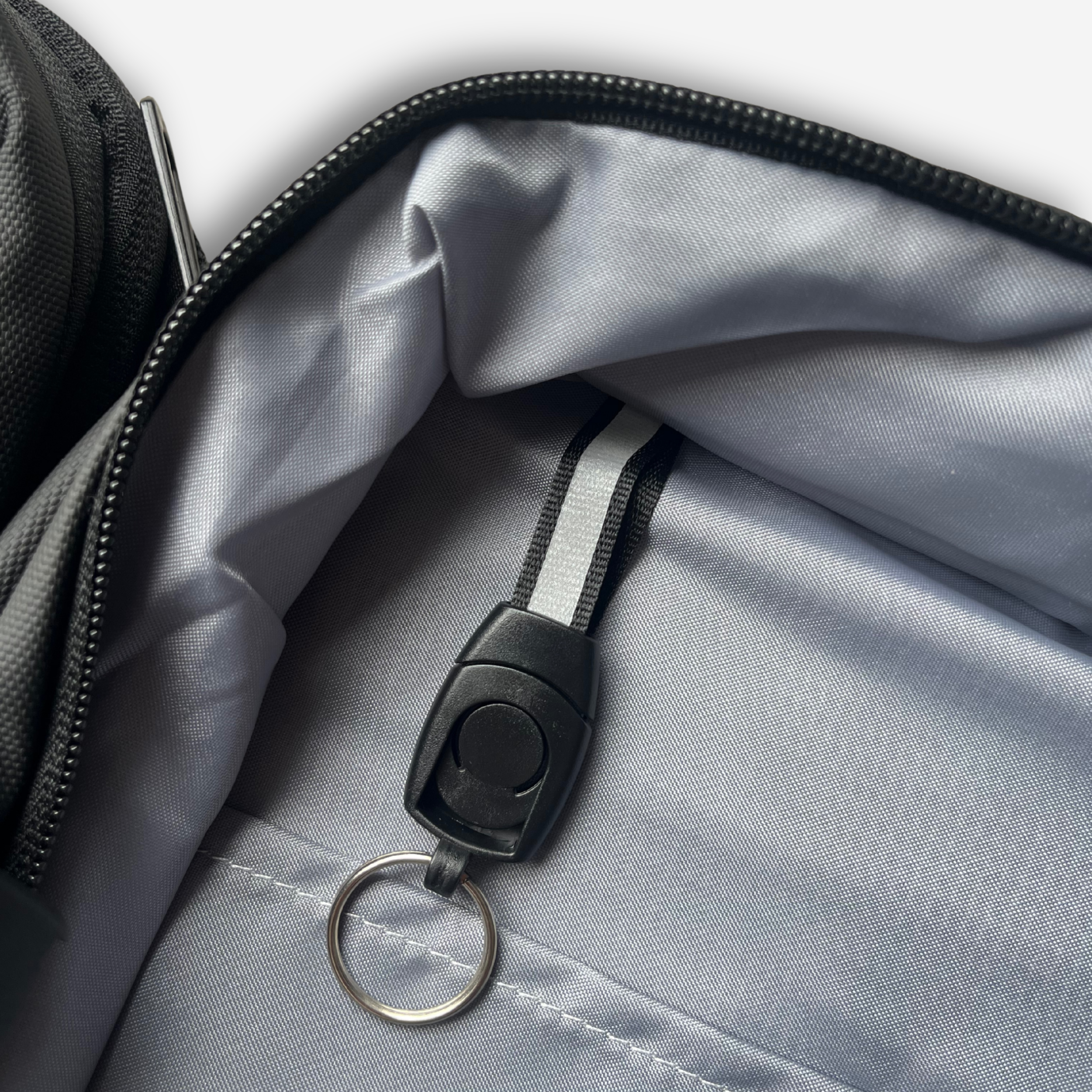 EXPANDABLE TRAVEL BACKPACK