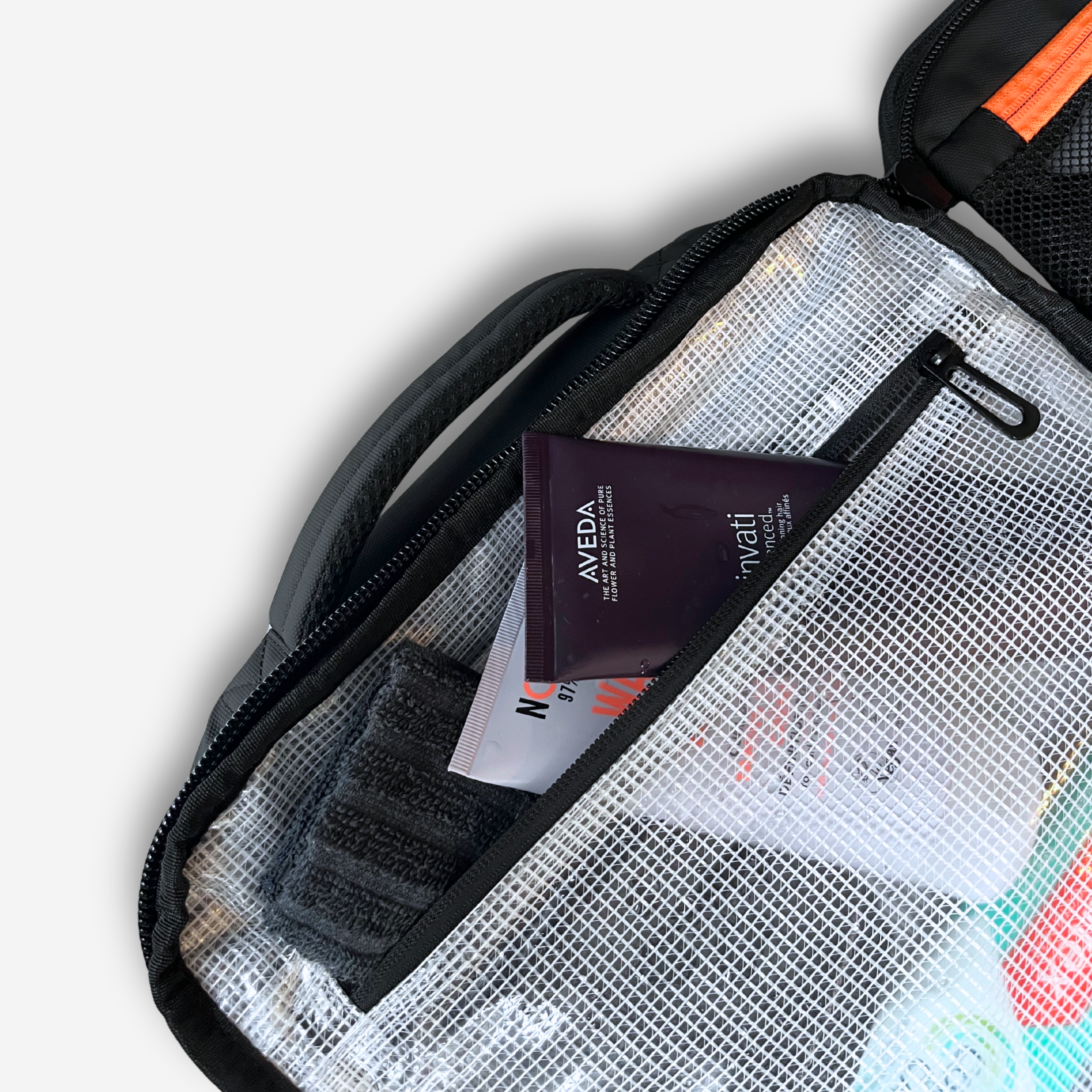 EXPANDABLE TRAVEL BACKPACK